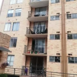Familia, Empresarios, Inversionistas les gustaría Comprar apartamento en los Lagartos - Bogotá ? Sector exclusivo de la ciudad de Bogotá, donde podrás respirar paz, aire limpio muy cerca de la zona comercial de Titan Plaza , con salida rápida por la 80 , por la avenida Boyaca al norte o al sur cerca de la Escuela Militar. Tenemos lo que estas necesitando para tu Inversión y la de tu familia Contáctanos estamos para servirles. Dios les Bendiga infinitamente a usted y a todas nuestras familias. Jorge Radamel Espinel García Cel. WS. : 319-6389062