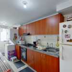 Apartamento en venta de 66 Mt2 , con vista interior, ubicado en un 11avo piso , acceso por ascensor, 1 parqueadero propio cubierto, 1 depósito. Consta de 3 habitaciones, 2 baños, sala comedor, balcón , cocina integral y zona de lavandería. Tiene piso laminado en habitaciones y zona cerca de CC Santa Fe, CC Bima, Plaza Imperial, Almacenes cerca Éxito, Home Center, Almacén AlKosto, Portal Norte, Terminal de Transporte del Norte . Valor Venta. : $288.000.000 Valor Admon : $ 366.000 Recorrido 360° https://matterport.com/discover/space/RxWSDeaRQ9Q