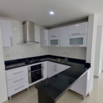 Apartamento en venta de 80 Mt2 en Puente Largo , piso Laminado con vista interior, ubicado en un 2do piso , acceso por ascensor, 1 parqueadero propio, Consta de 2 habitaciones, 2 baños, sala comedor, cocina integral y zona de lavandería. Edificio con parqueadero para visitantes, salon Comunal. Cerca de la Calle Cien , de la Carrera cincuenta CC Unicentro CC Unilago, , CC Bulevar Niza, cerca del Éxito, cerca del AlKosto , cerca del Parque de la 93 y parques como Simón Bolívar, Jardín Botánico y Parque Nacional. Valor Venta. : $449.500.000 Valor Admon : $ 400.000 Recorrido 360° https://matterport.com/discover/space/C2gHSEVQ9eq Contáctanos Ya !!!!!!!!! Tenemos lo que Necesitas con la ayuda de Dios. Cel: 319-6389062, 300-4932971