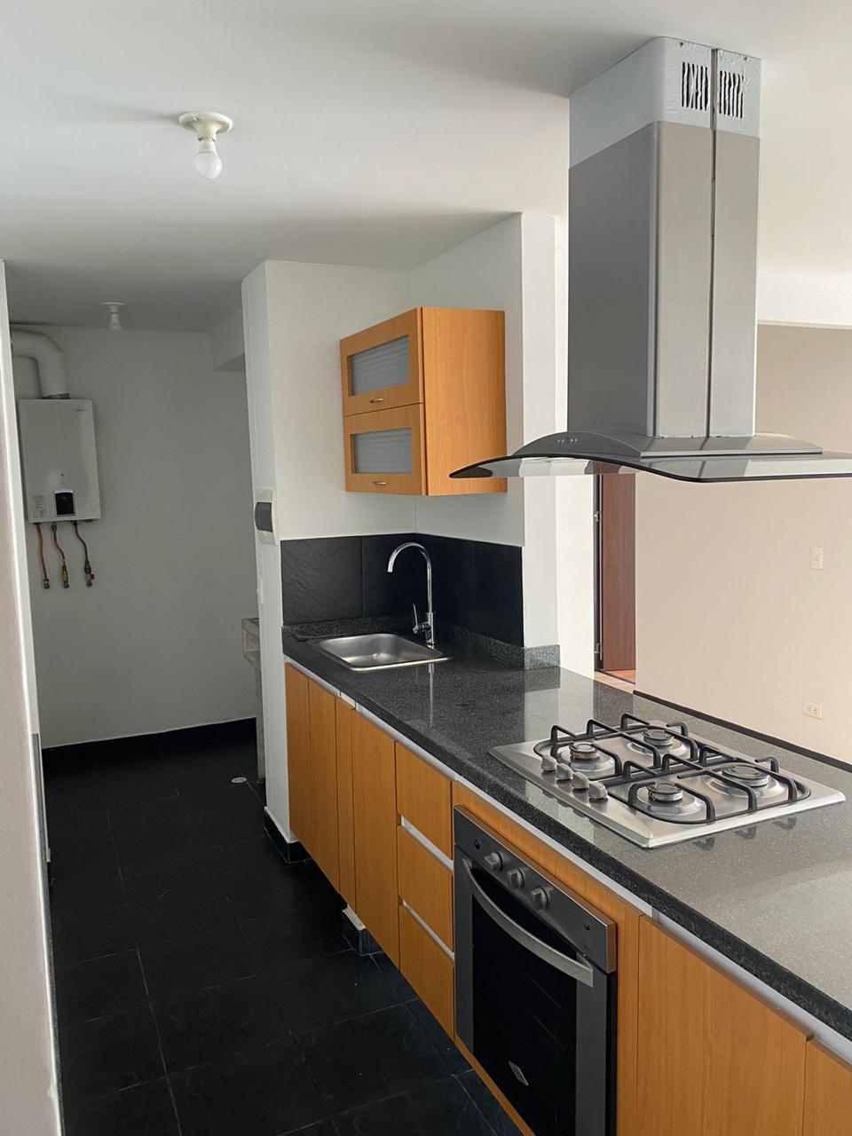 Inversionistas, Empresarios,Familias , les gustaría comprar hermoso apartamento cerca del PriceSmart de la 170, en el Norte de Bogotá de la Autopista Norte, cerca de la Boyaca y con fácil salida al Norte o al Sur, salón social, Gimnasio,Teatrino, parques para niños, Zona BBQ. 76 Mt2, 3 habitaciones, 2 baños, sala , piso 6 , comedor, estudio, sala de Tv, Exterior vista espectacular a los cerros Orientales parqueadero cubierto, recepción 24 horas. Tenemos lo que necesitas. Contáctanos estamos para colaborarte con mucho gusto. Dios les Bendiga infinitamente a ustedes y a todas nuestras familias. Valor Venta : $380.000.000 Valor Admón. : $. 304.000 Contáctanos Ya !!!!!!!!! Tenemos lo que Necesitas con la ayuda de Dios. Génesis 26:12 .Reina-Valera 1960 Y sembró Isaac en aquella tierra, y cosechó aquel año ciento por uno ; y le bendijo Jehová. Contáctanos Ya !!!!!!!!! Tenemos lo que Necesitas con la ayuda de Dios. Cel: 319-6389062, 300-4932971 www.subienfincaraiz.com